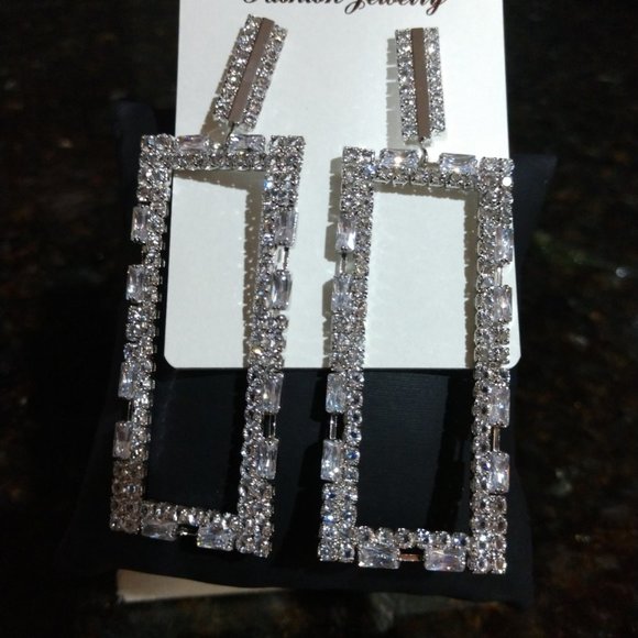 Statement Clear Crystal Earrings - Picture 4 of 7